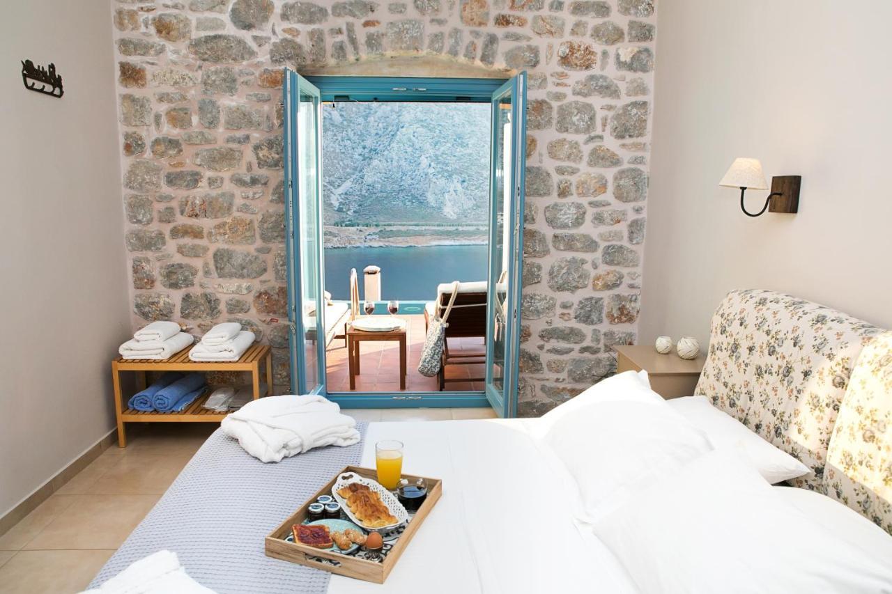 Petra Boutique Homes Arginonda Luaran gambar