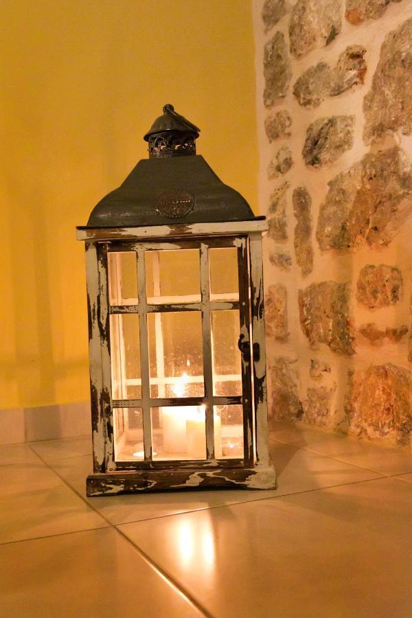 Petra Boutique Homes Arginonda Luaran gambar